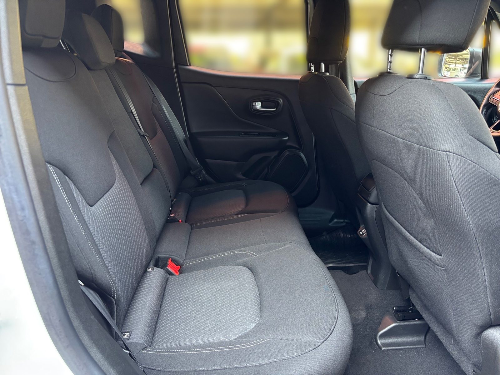 2022 Jeep Renegade — fotografija 21