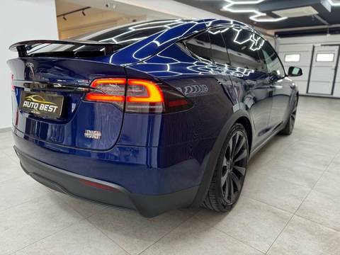 2022 Tesla Model X — sličica 6