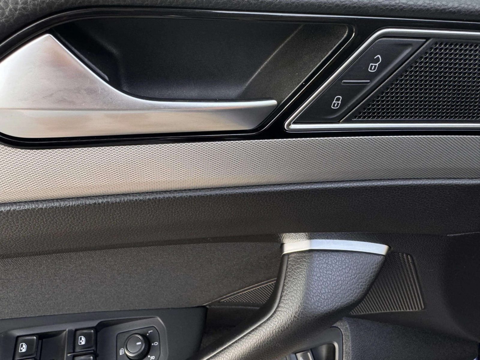 2019 Volkswagen Passat — fotografija 21