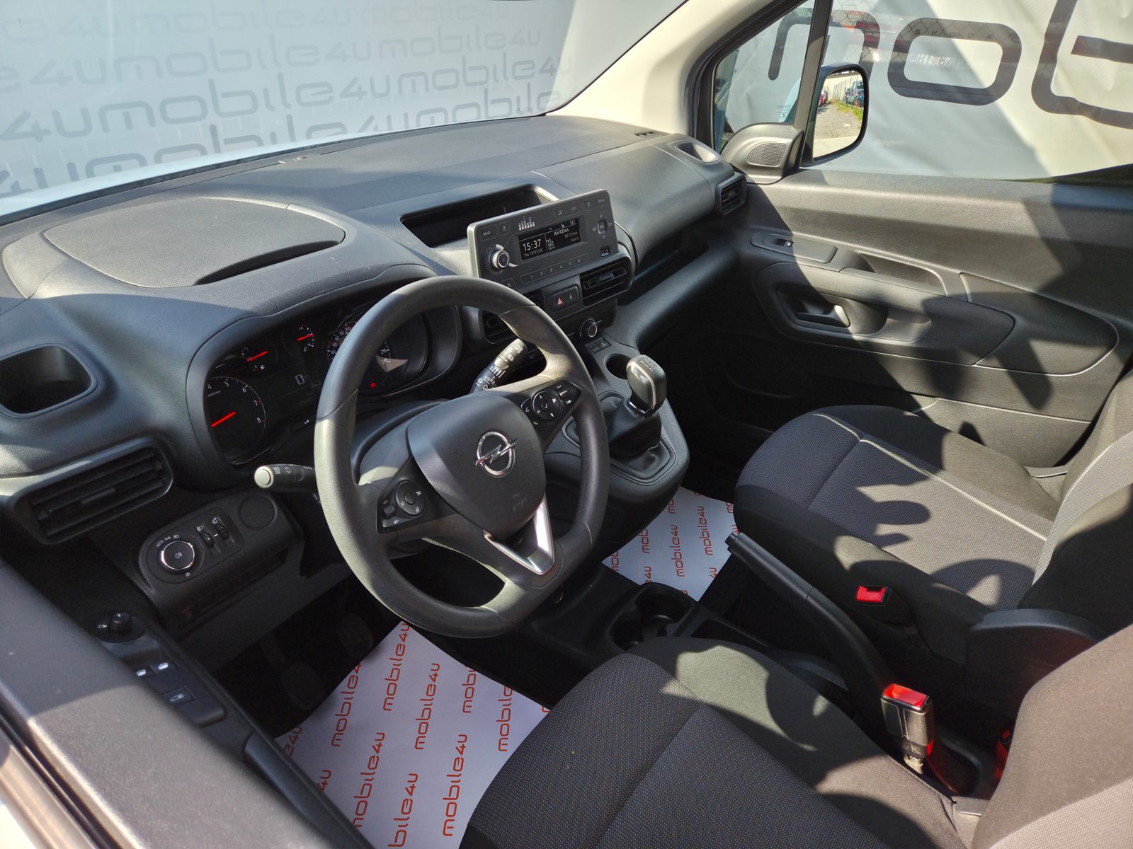 2020 Opel Combo — fotografija 5