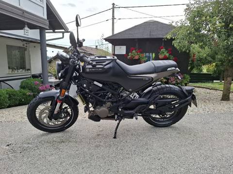 2022 Husqvarna SVARTPILEN 125 — sličica 2