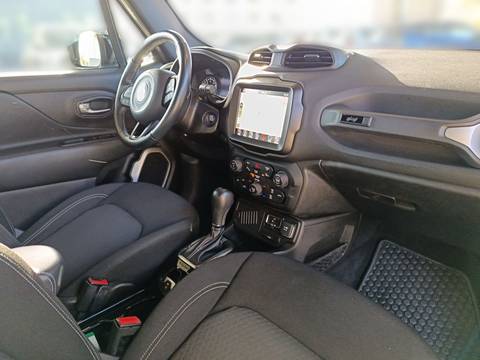 2022 Jeep Renegade — sličica 21