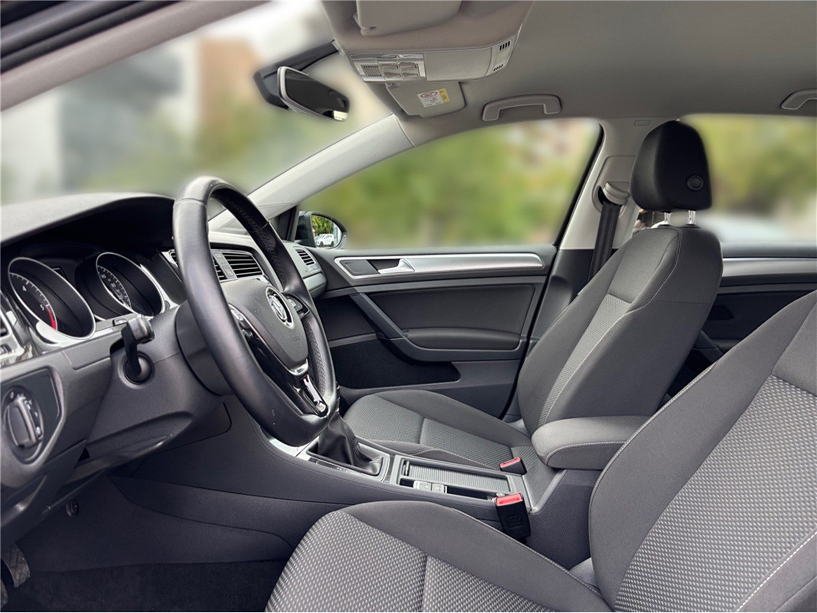 2019 Volkswagen Golf — fotografija 7