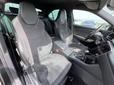 2020 Škoda Superb — sličica 26