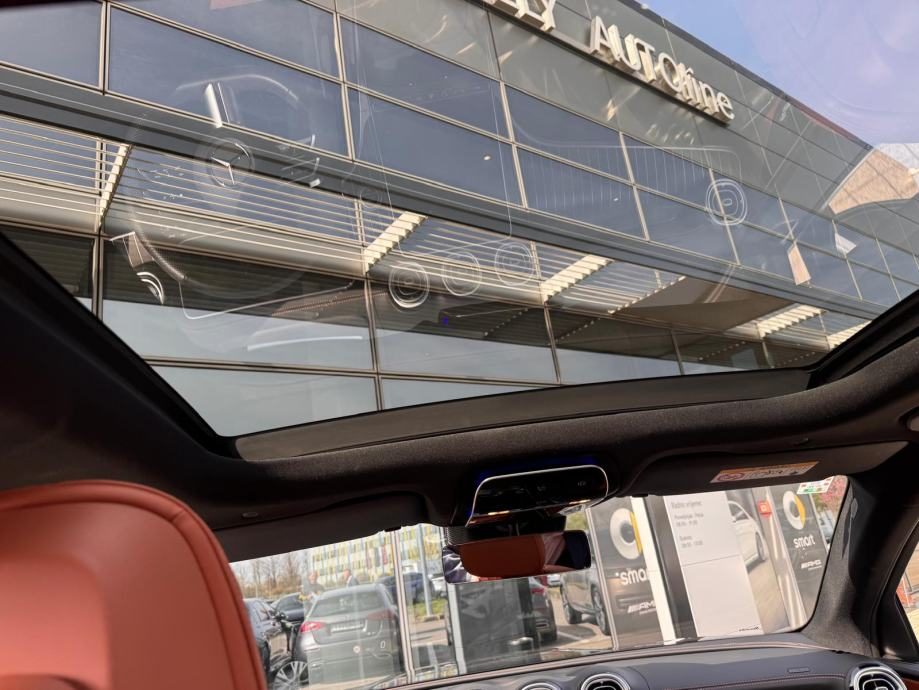 2025 Mercedes-Benz GLC — fotografija 12