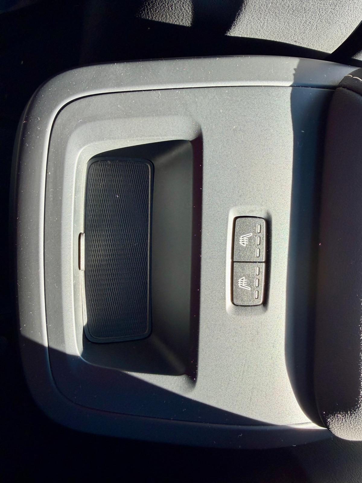 2024 Volvo XC60 — fotografija 16