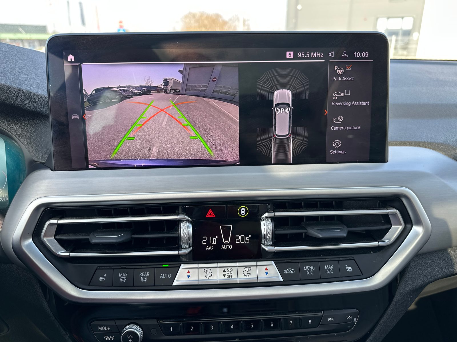 2021 BMW BMW — fotografija 15