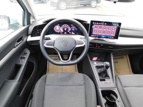 2025 Volkswagen Golf — sličica 10
