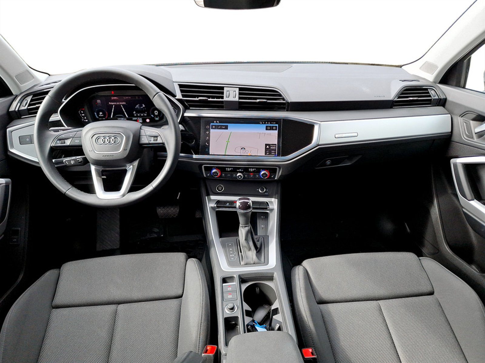 2025 Audi Q3 — fotografija 9