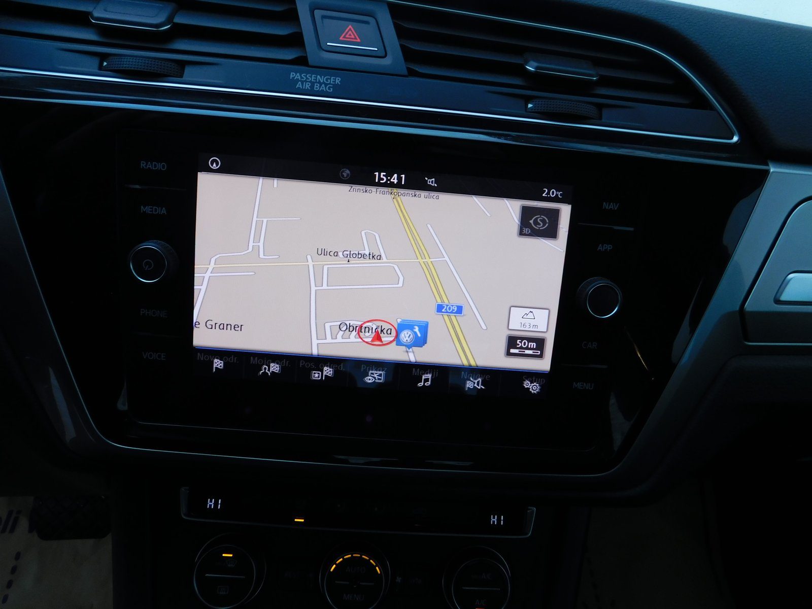 2018 Volkswagen Touran — fotografija 13