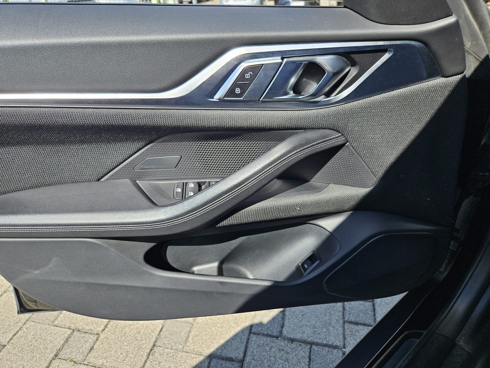 2022 BMW i4 — fotografija 26