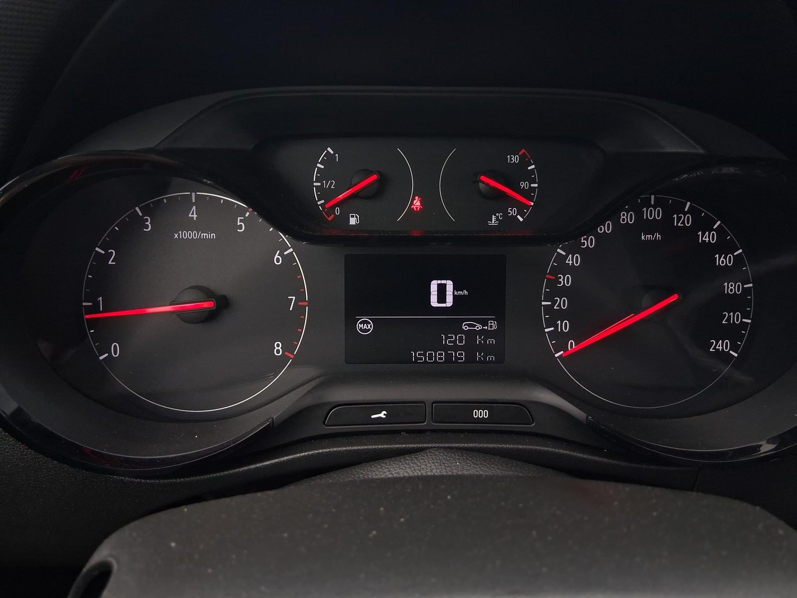 2022 Opel Crossland X — fotografija 12