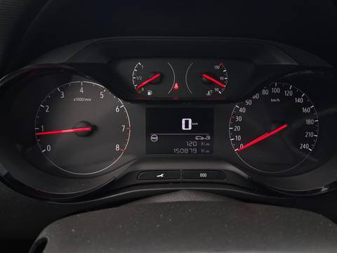 2022 Opel Crossland X — sličica 12
