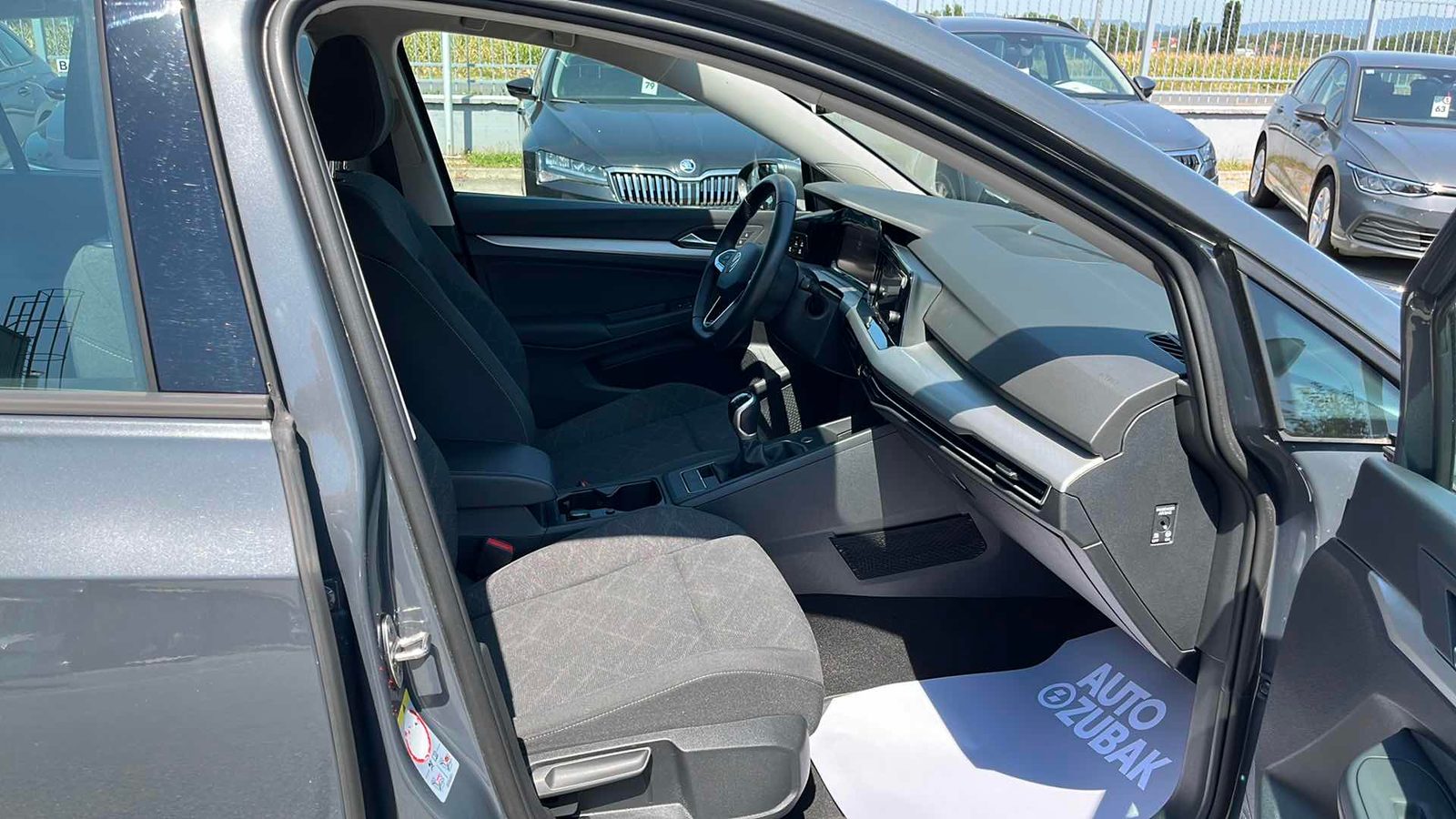 2024 Volkswagen Golf — fotografija 9
