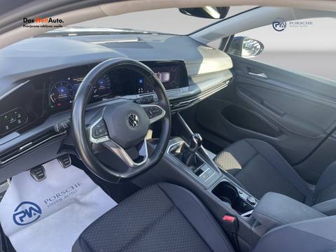 2021 Volkswagen Golf — sličica 11