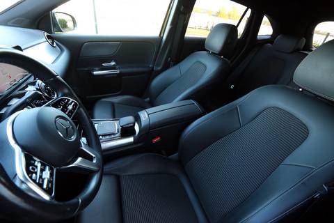 2021 Mercedes-Benz GLA Progressive — sličica 9