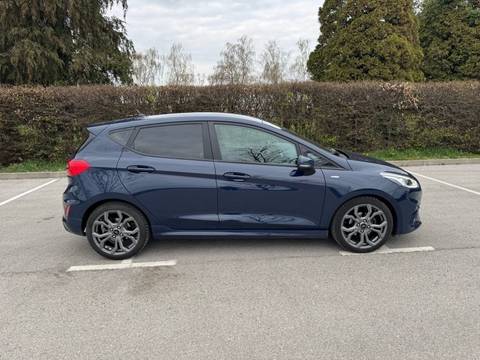 2018 Ford Fiesta — sličica 4