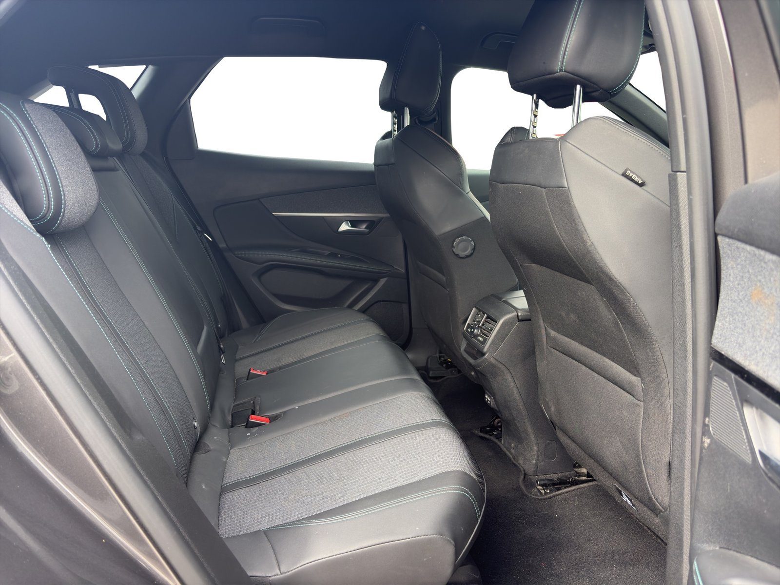 2023 Peugeot 3008 — fotografija 17