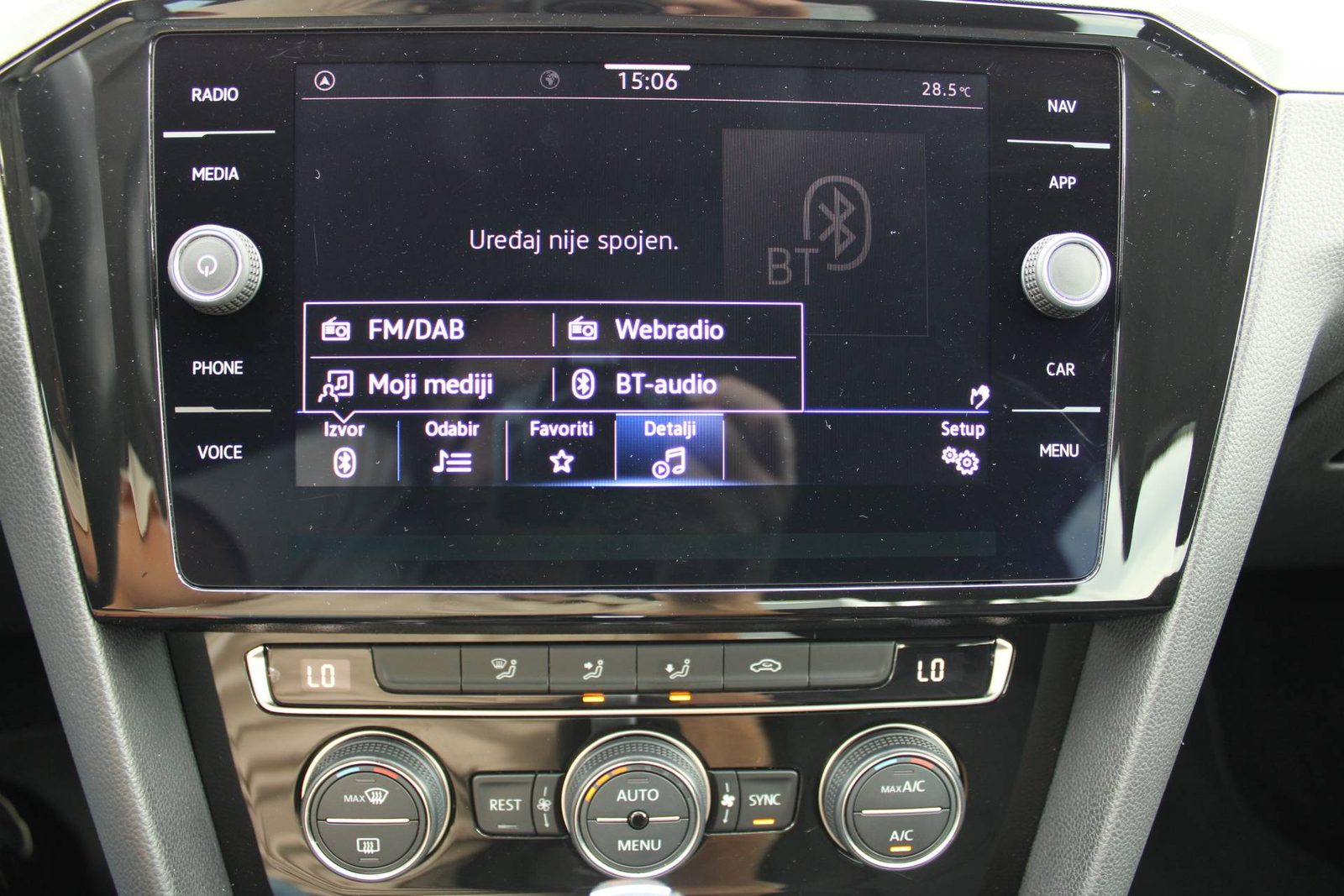 2021 Volkswagen Passat — fotografija 23