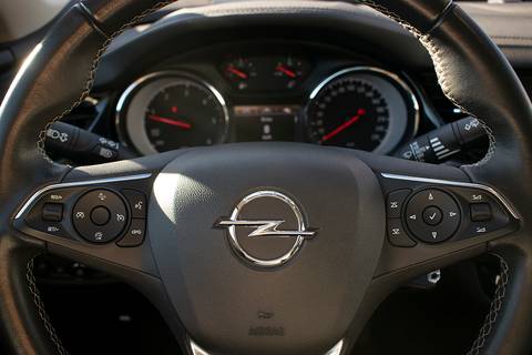 2021 Opel Insignia — sličica 9