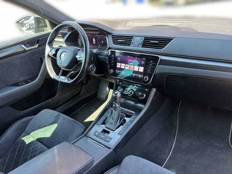 2022 Škoda Superb — sličica 23