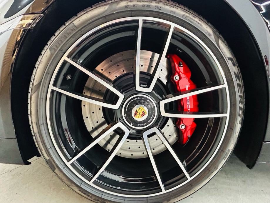 2023 Porsche 911 — fotografija 9