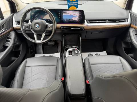 2023 BMW Serija 2 — sličica 12