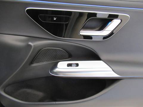2025 Mercedes-Benz E-klasa Avantgarde — sličica 11