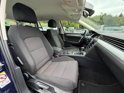 2019 Volkswagen Passat — sličica 6
