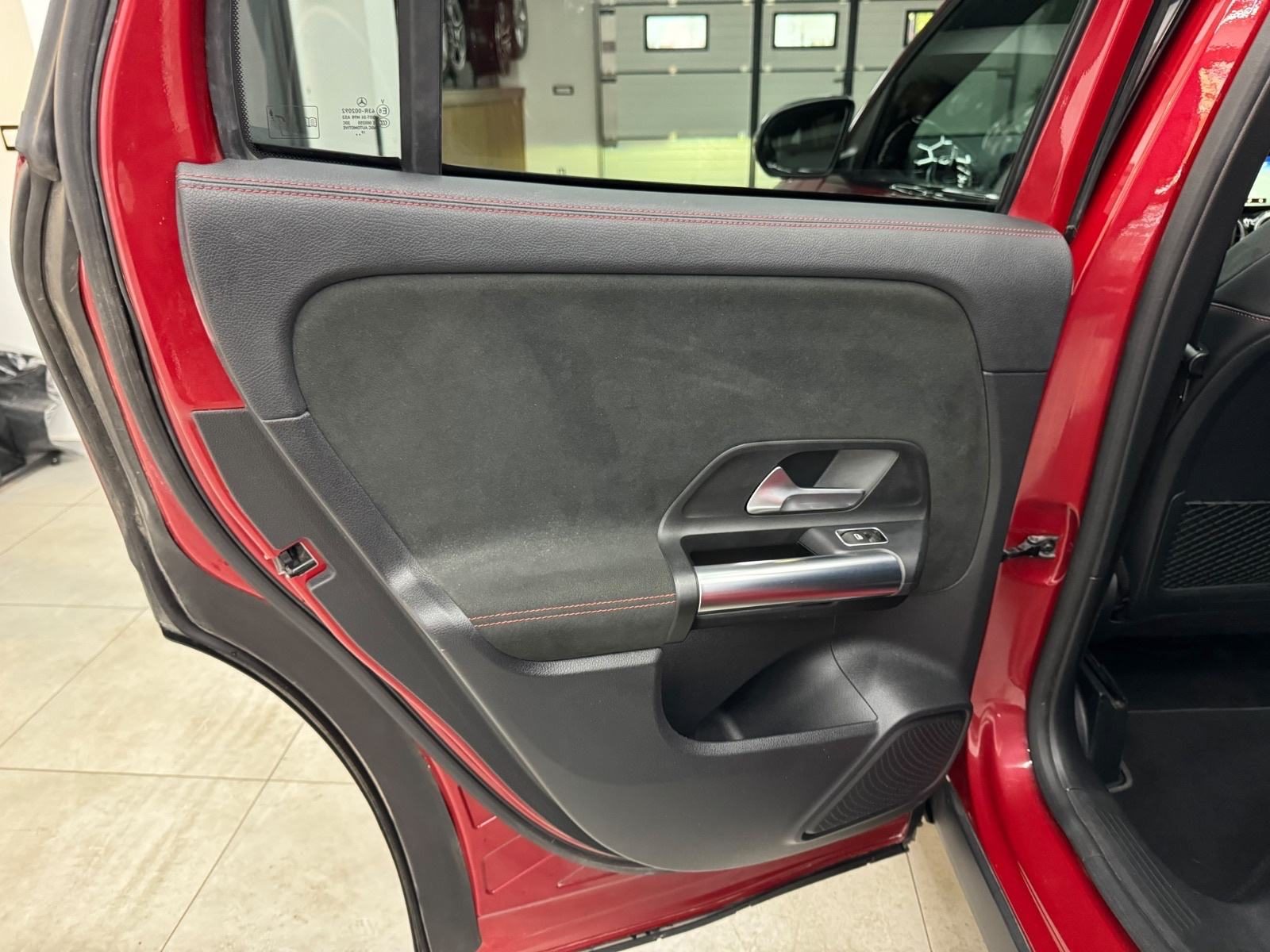 2020 Mercedes-Benz GLA — fotografija 14