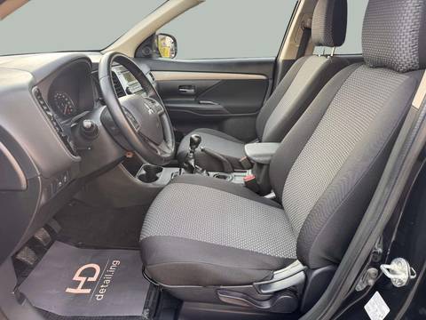 2013 Mitsubishi Outlander — sličica 12