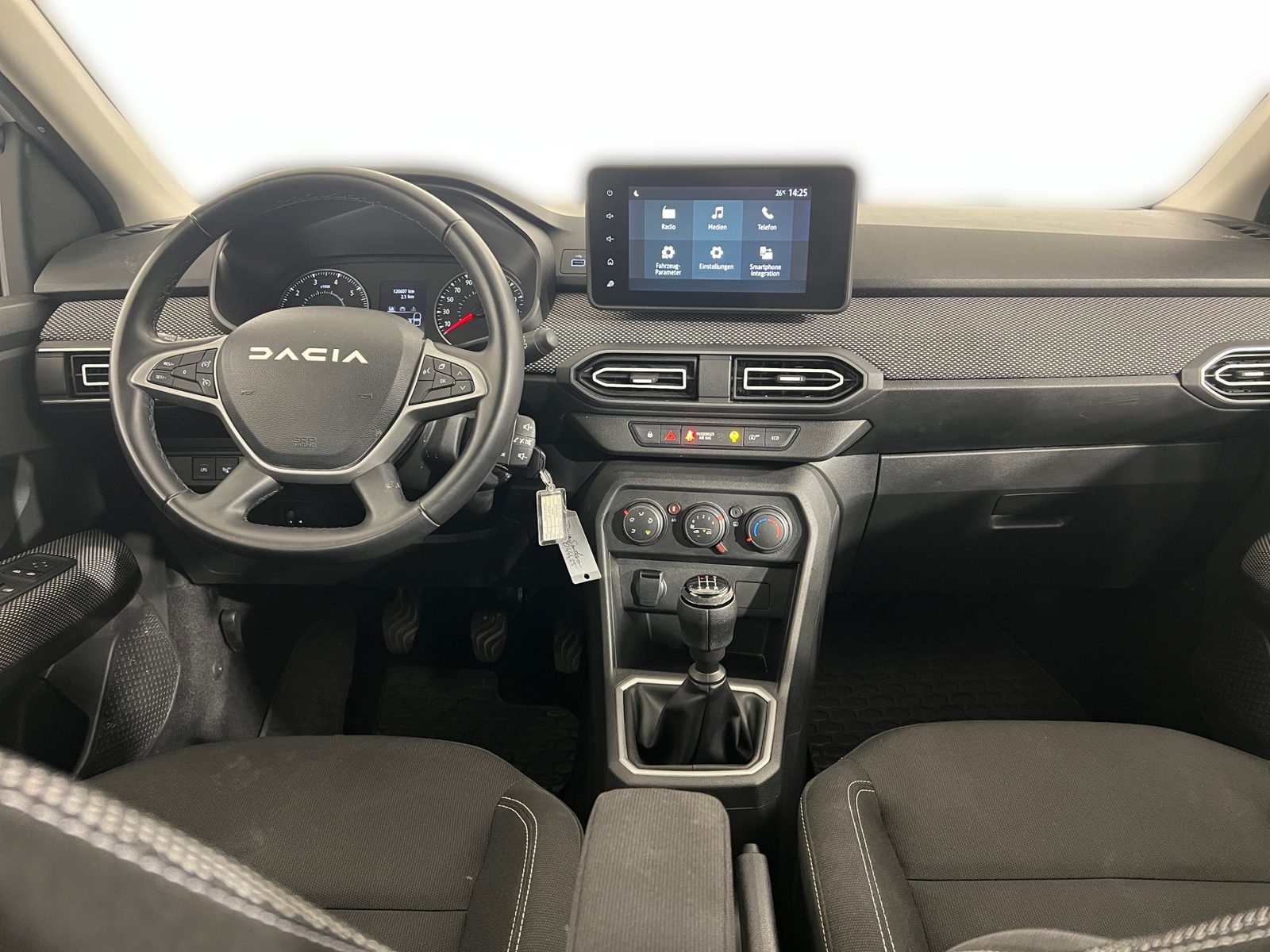2023 Dacia Sandero — fotografija 18