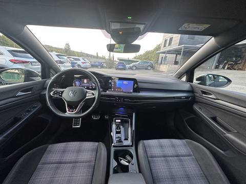 2024 Volkswagen Golf — sličica 8