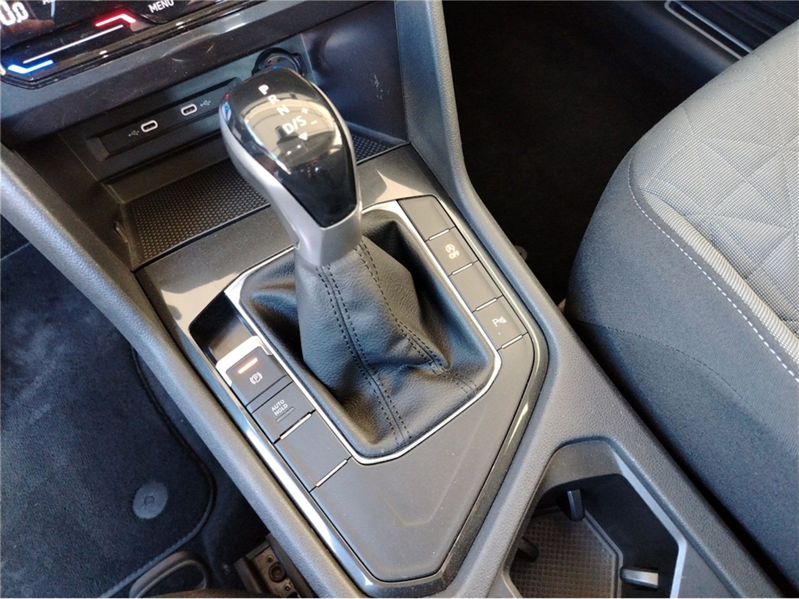 2022 Volkswagen Tiguan — fotografija 13