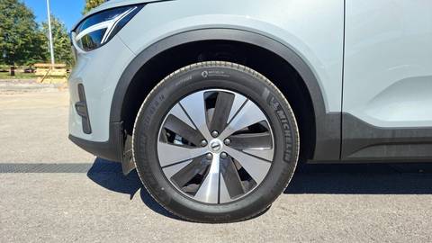 2026 Volvo XC40 — sličica 2