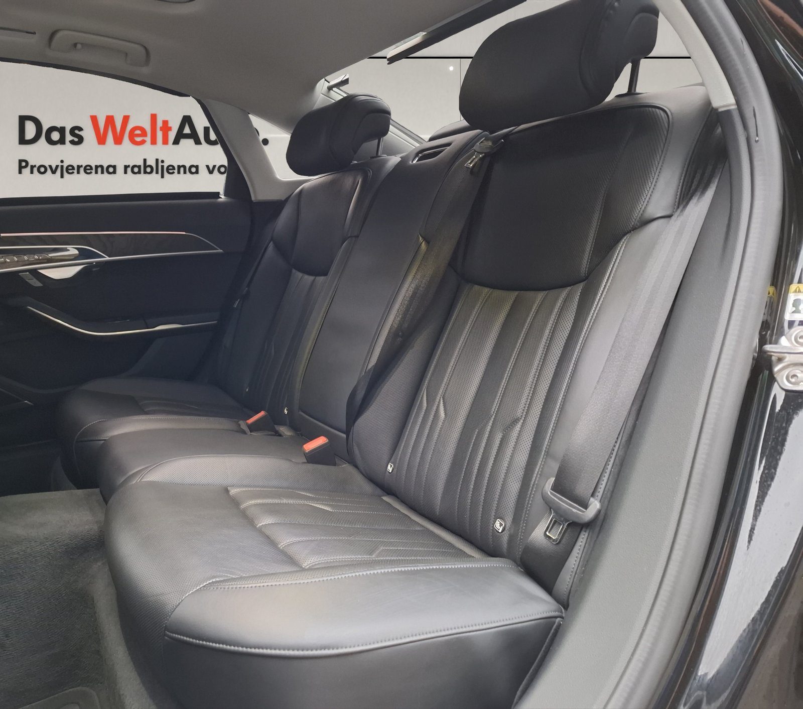 2020 Audi A8 — fotografija 12