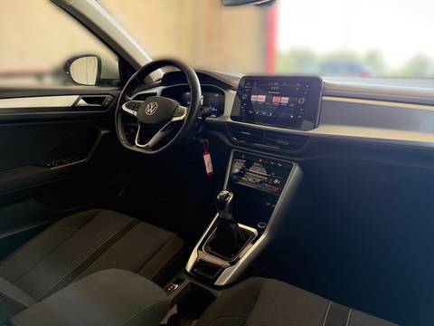 2023 Volkswagen T-Roc — sličica 22