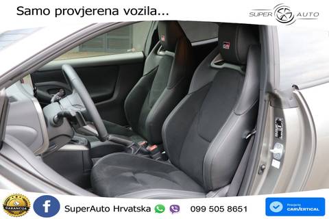 2024 Toyota Yaris — sličica 10