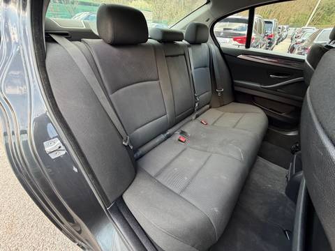 2010 BMW Serija 5 — sličica 7
