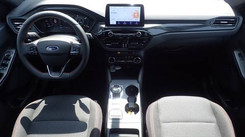 2025 Ford Kuga — sličica 2