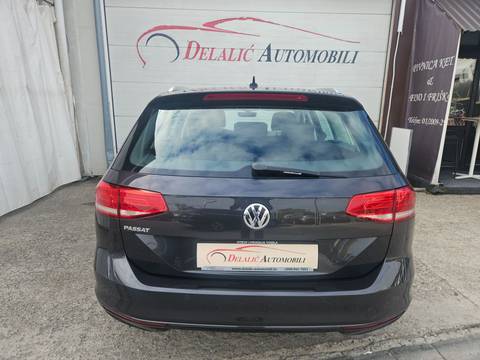 2018 Volkswagen Passat Variant — sličica 6
