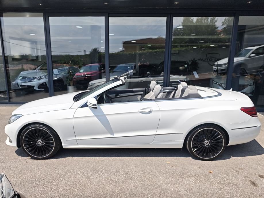 2016 Mercedes-Benz E-klasa — fotografija 4