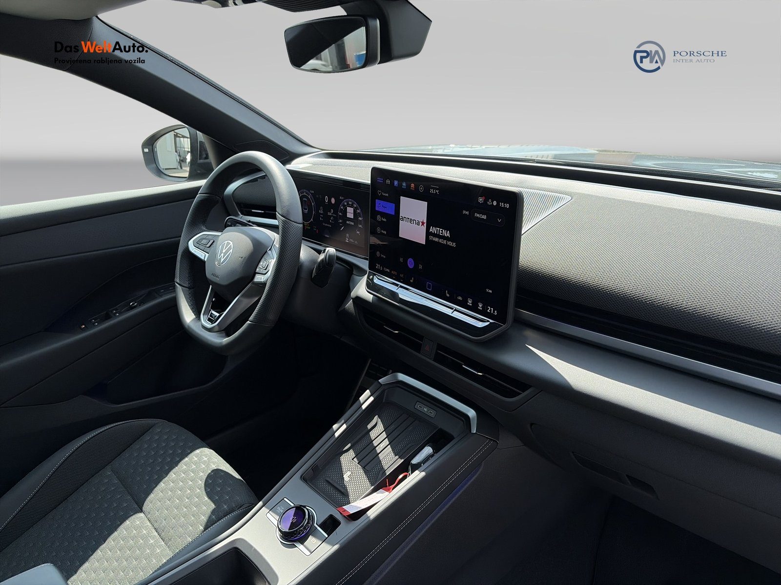 2026 Volkswagen T-Roc R-Line — fotografija 13
