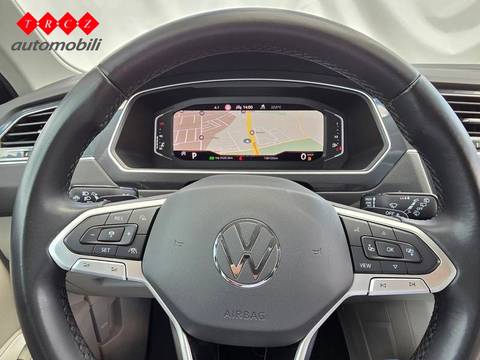 2022 Volkswagen Tiguan — sličica 10