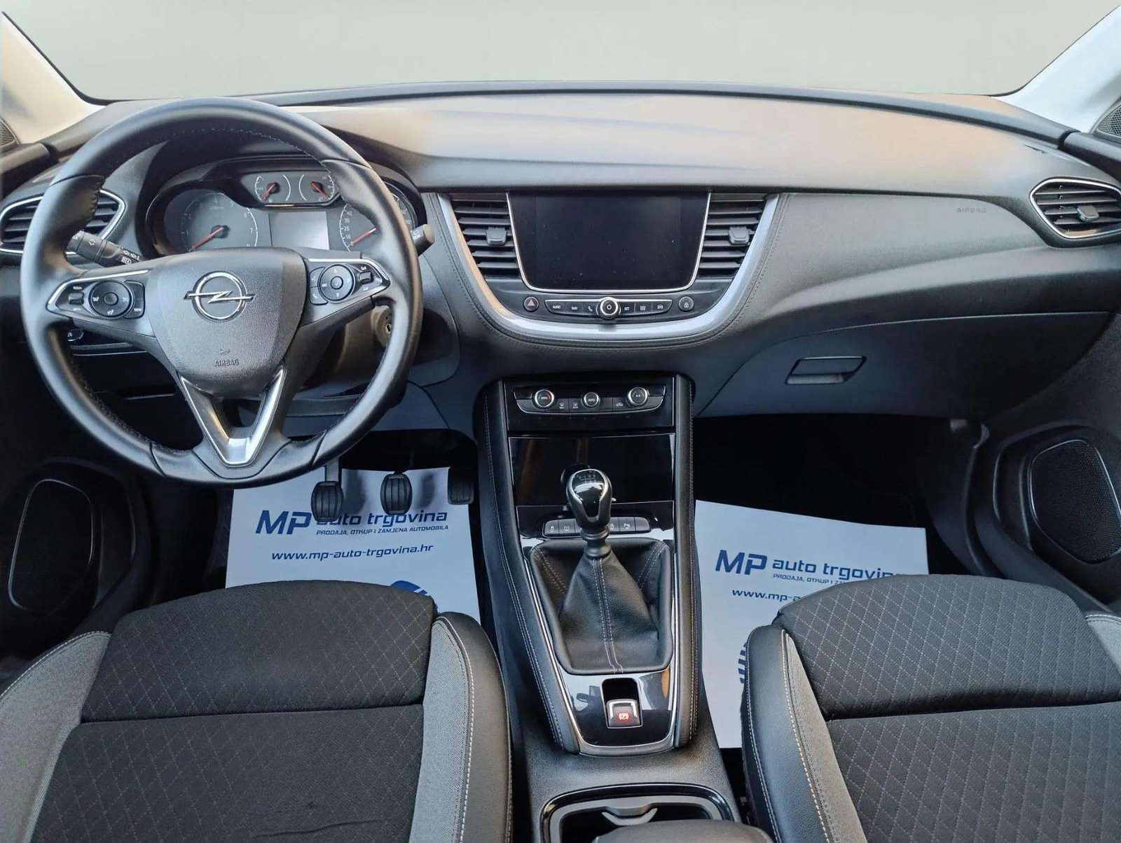 2019 Opel Grandland — fotografija 16
