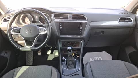 2021 Volkswagen Tiguan — sličica 11