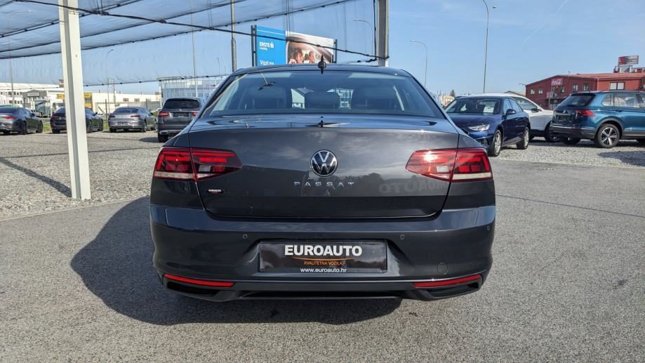2021 Volkswagen Passat — fotografija 4