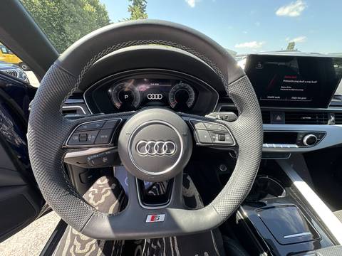 2025 Audi A4 — sličica 27