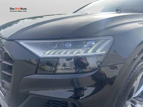 2020 Audi Q8 S line — sličica 21
