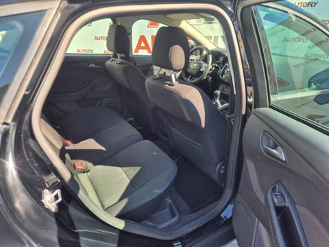 2018 Ford Focus — sličica 15